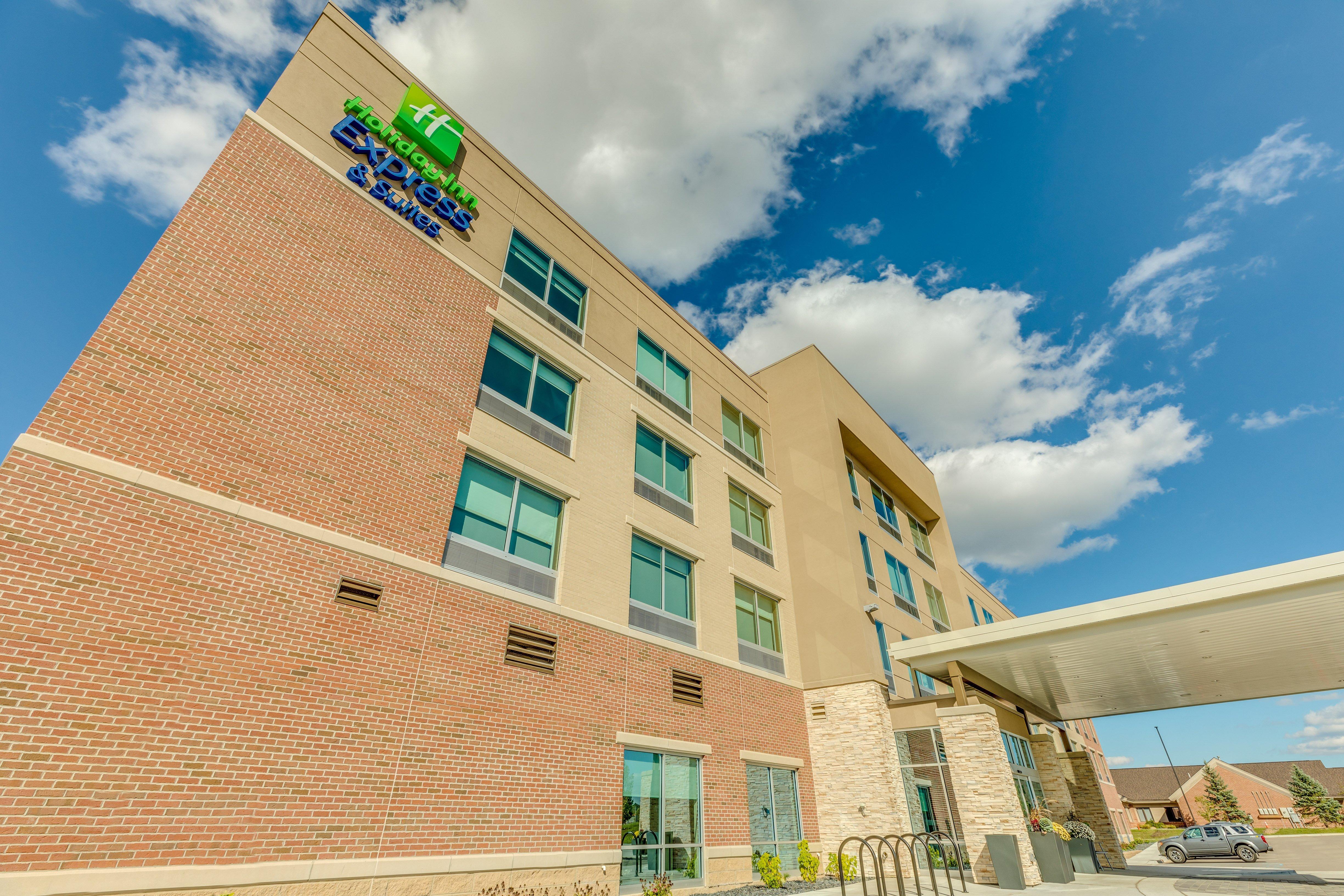 Holiday Inn Express & Suites Okemos - University Area By Ihg Extérieur photo